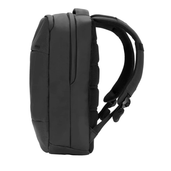 Incase City Compact Backpack - Picture 5 of 11